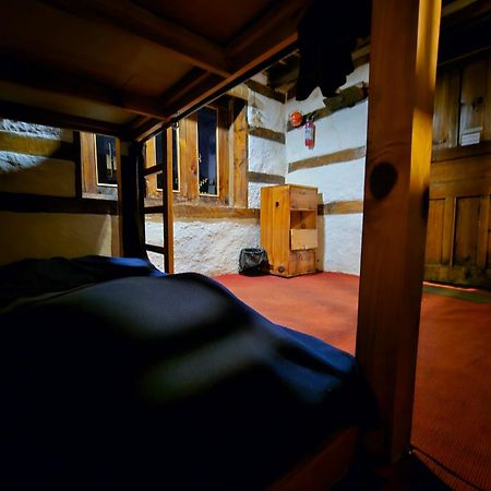 Parvatis Lap Luxury Hostel & Camps Kasol Eksteriør bilde